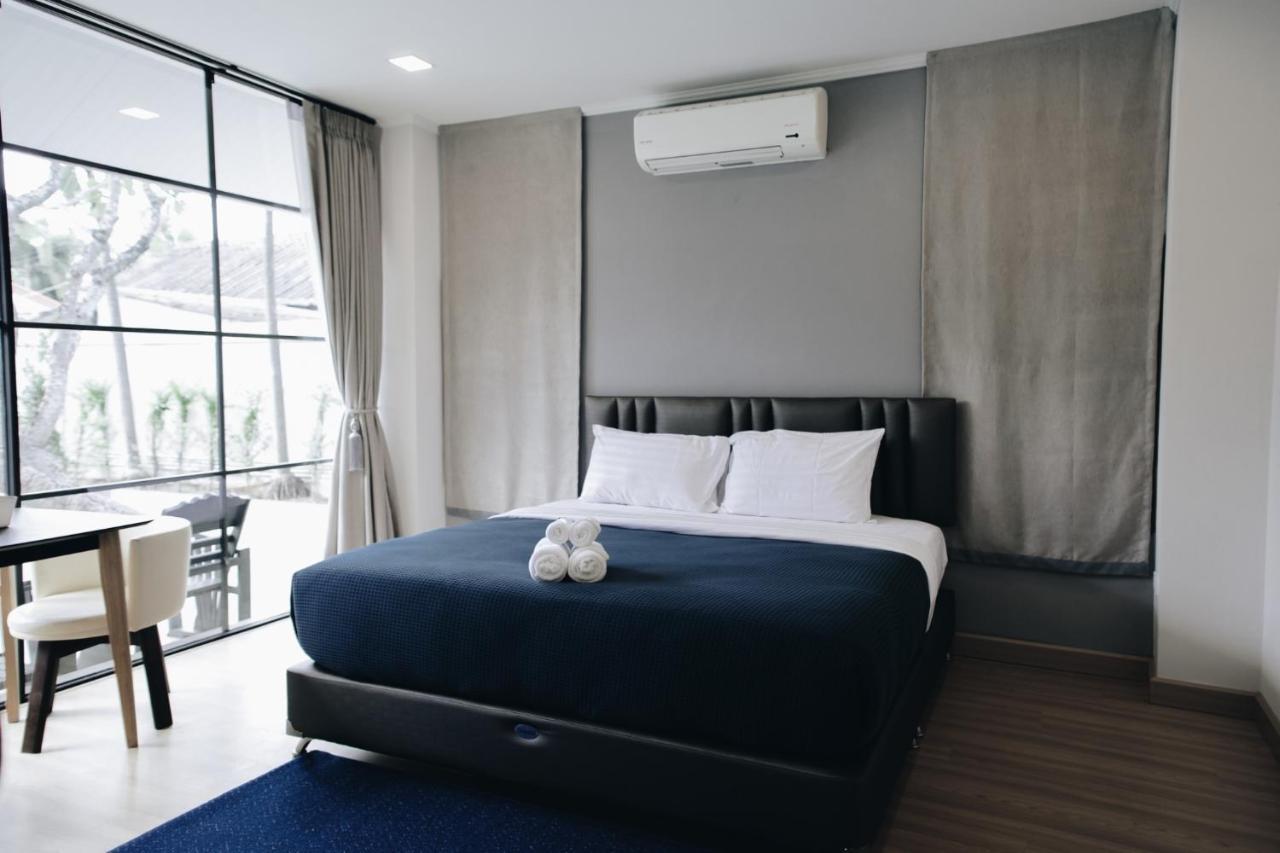 La Riva Boutique Hotel Kamphaeng Phet Dış mekan fotoğraf
