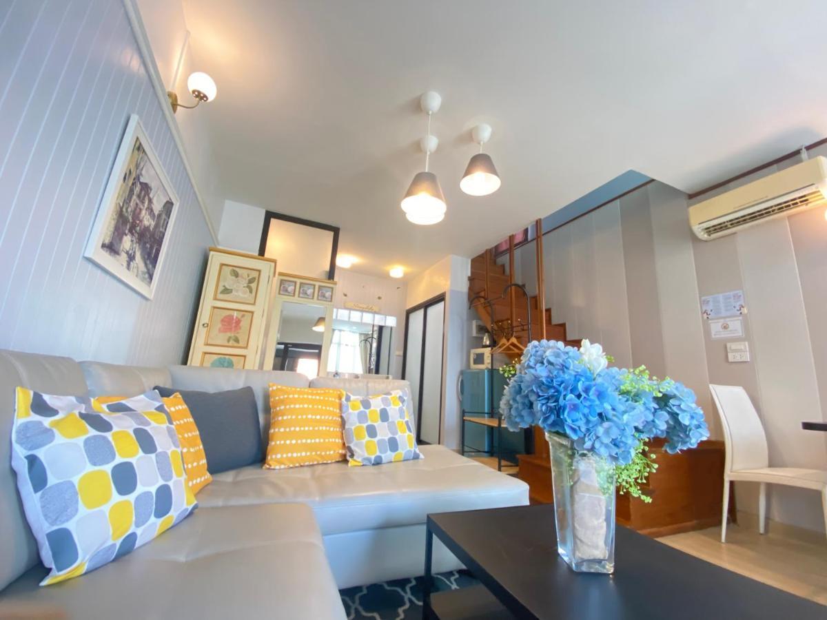 La Riva Boutique Hotel Kamphaeng Phet Dış mekan fotoğraf