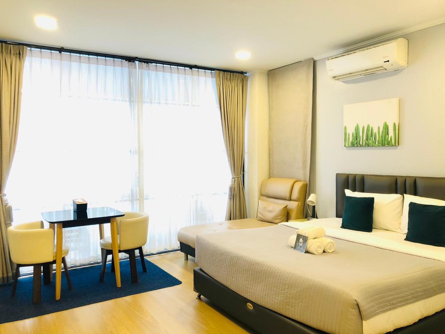 La Riva Boutique Hotel Kamphaeng Phet Dış mekan fotoğraf