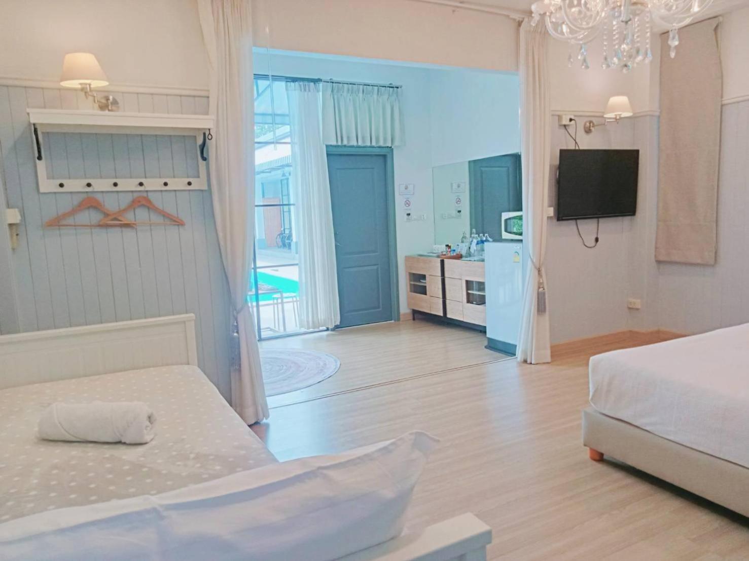 La Riva Boutique Hotel Kamphaeng Phet Dış mekan fotoğraf
