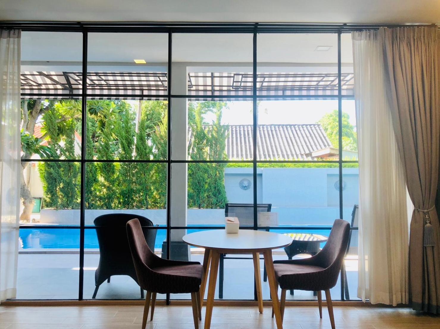La Riva Boutique Hotel Kamphaeng Phet Dış mekan fotoğraf