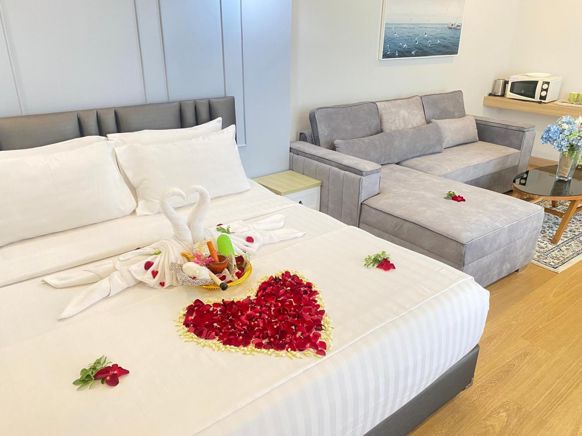 La Riva Boutique Hotel Kamphaeng Phet Dış mekan fotoğraf