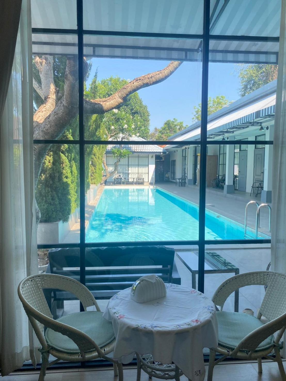 La Riva Boutique Hotel Kamphaeng Phet Dış mekan fotoğraf