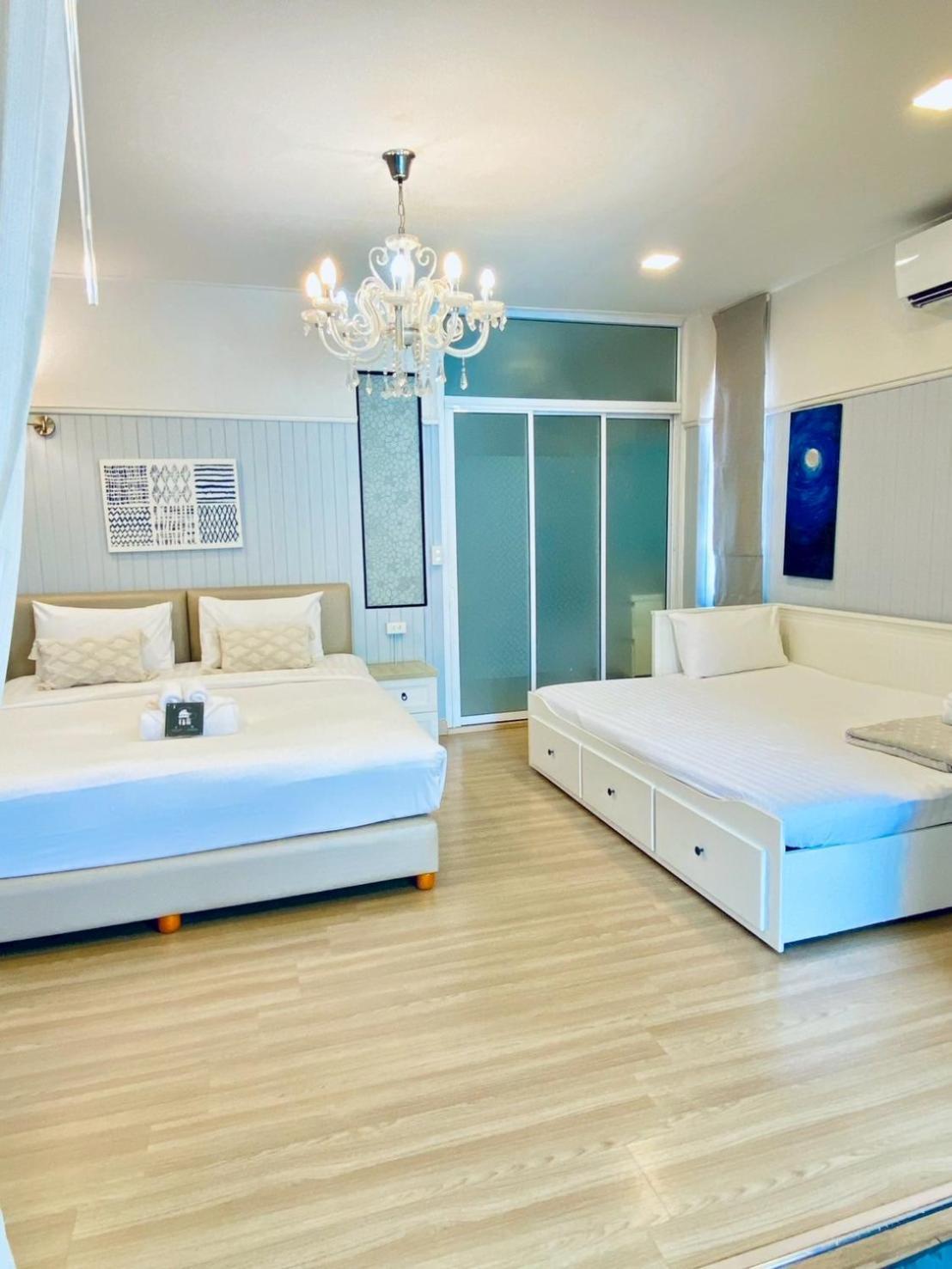 La Riva Boutique Hotel Kamphaeng Phet Dış mekan fotoğraf