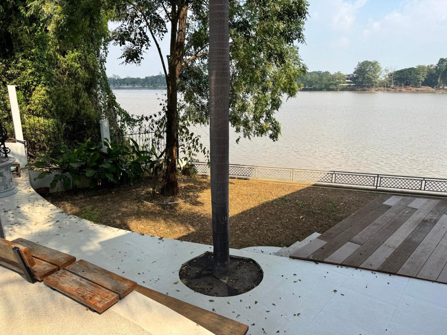 La Riva Boutique Hotel Kamphaeng Phet Dış mekan fotoğraf