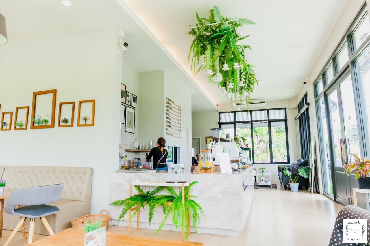 La Riva Boutique Hotel Kamphaeng Phet Dış mekan fotoğraf